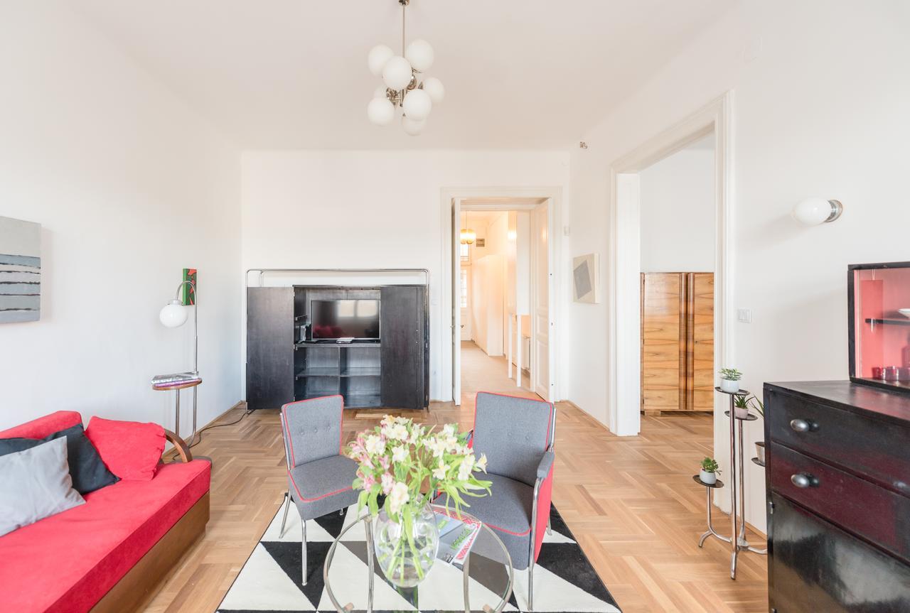 Modern Bauhaus Apartment Budapest Luaran gambar