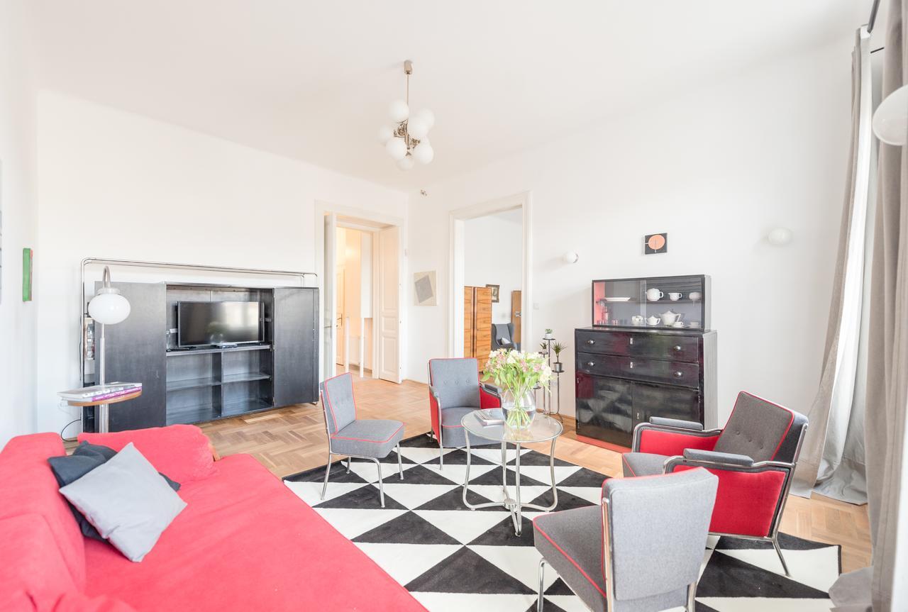 Modern Bauhaus Apartment Budapest Luaran gambar