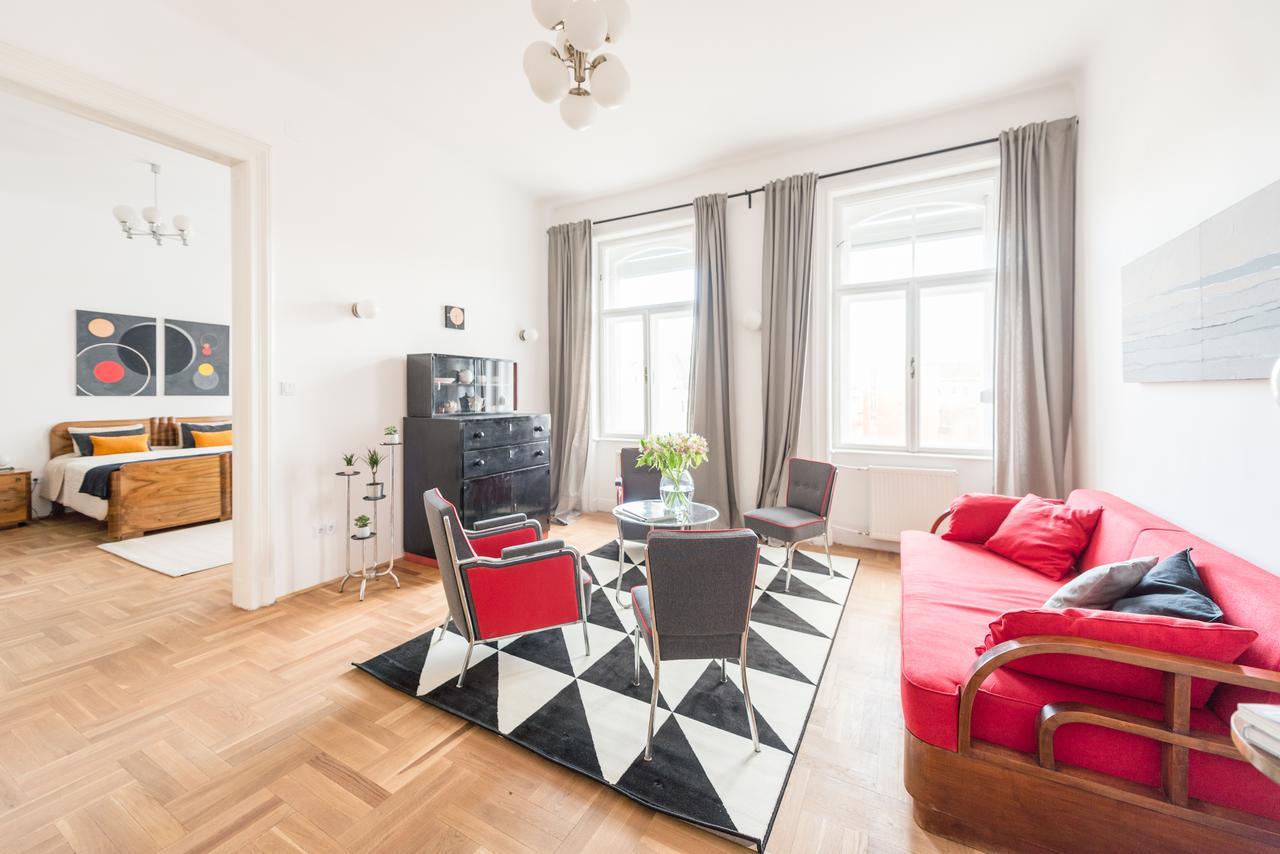 Modern Bauhaus Apartment Budapest Luaran gambar